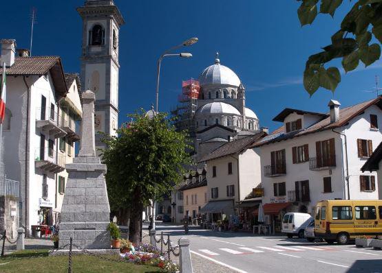 Foto Cielo-terra in Vendita in Via Olgia - Re (VB)