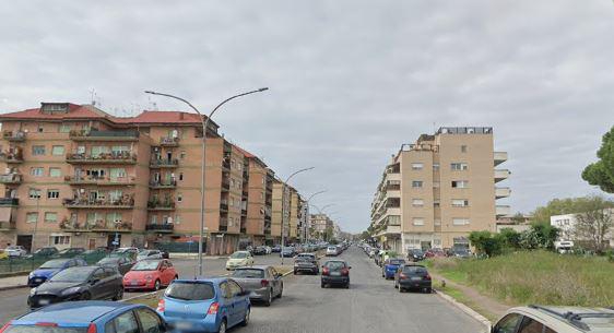 Foto Appartamento in Vendita in Via Delle Azzorre - Roma (RM)
