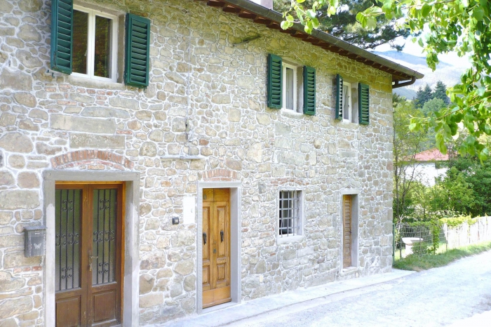 Foto Casa indipendente in Vendita in Rincine, Via Della Cuna 4 - Londa (FI)