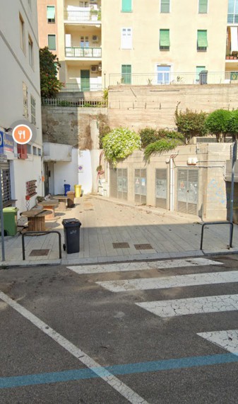 Foto 2 Negozio in Vendita in Via Mameli,153 - Cagliari (CA)