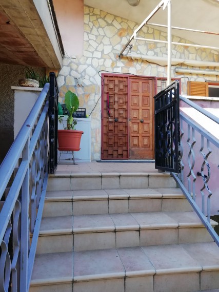 Foto Appartamento in Vendita in Via Belmonte Del Sannio 24  - Roma (RM)