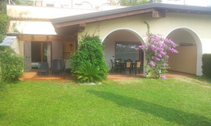 Foto principale Casa indipendente in Vendita in PUCCINI 32 - Padenghe sul Garda (BS)