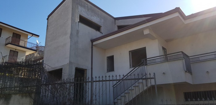 Foto 5 Villa in Vendita in Via Guido Rossa  - Casali del Manco (CS)