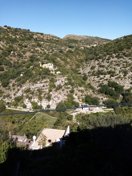 Foto Cielo-terra in Vendita in Via Ten. Di Stefano  - Ragusa (RG)