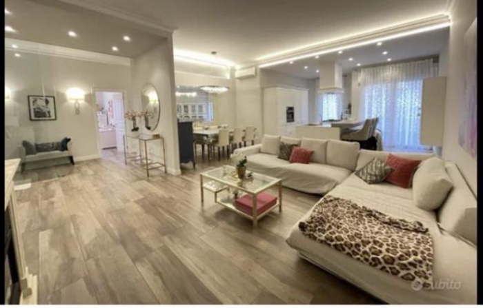 Foto Appartamento in Vendita in Viale Ionio - Chioggia (VE)
