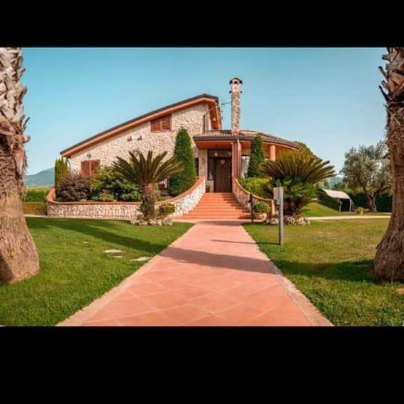 Foto Villa in Vendita in Via Malche 36/C - Giffoni Sei Casali (SA)