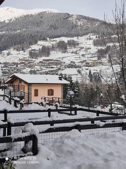 Foto Villa in Vendita in Via Valsanguigno  - Valgoglio (BG)