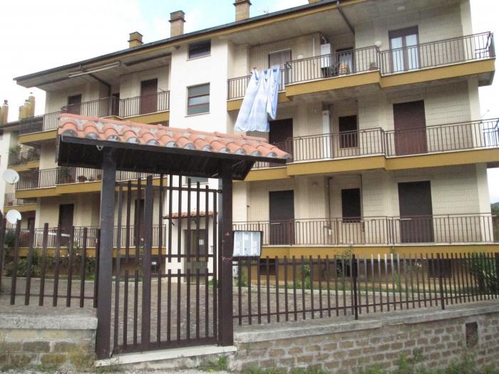Foto Appartamento in Vendita in Via Alcide De Gasperi - Pisoniano (RM)