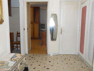 Foto principale Appartamento in Vendita in Via Teano - Roma (RM)