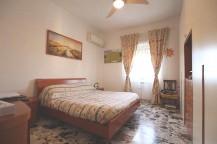 Foto 5 Appartamento in Vendita in Via Raffaele Garofalo 125 - Roma (RM)