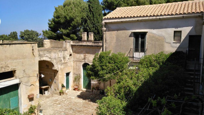 Foto Villa in Vendita in Lungomare - Erice (TP)