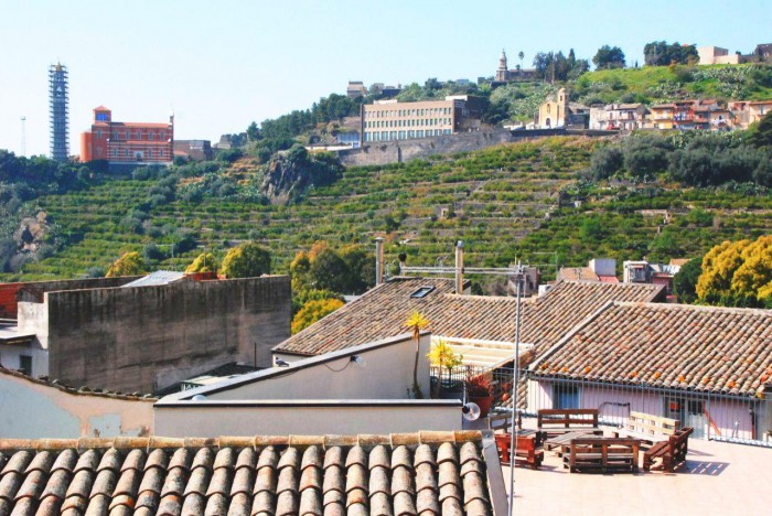 Foto principale Casa indipendente in Vendita in Via Circumvallazione, 23 - Paternò (CT)