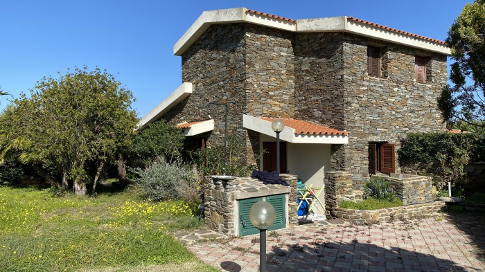 Foto Casa indipendente in Vendita in Via Dei Rosmarini 29 - Stintino (SS)