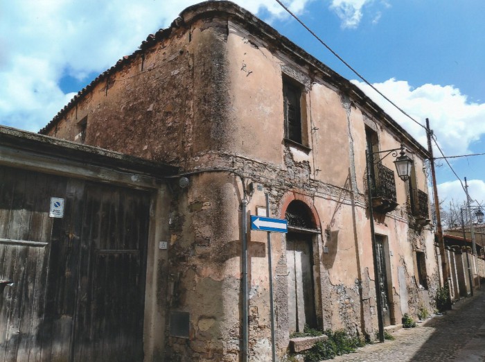 Foto Casa indipendente in Vendita in Via Tuveri 23 - Sardara (SU)