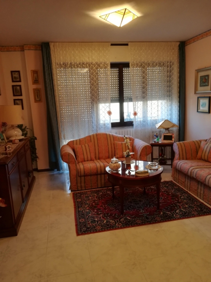 Foto Appartamento in Vendita in Via La Malfa  - Sassari (SS)