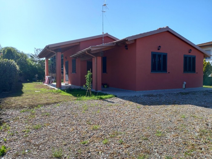 Foto principale Villa in Vendita in Via Marconi Acciaiolo  Fauglia, Via Marconi Acciaiolo Fauglia Pisa - Fauglia (PI)