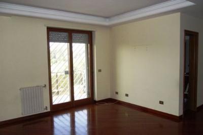 Foto 3 Appartamento in Vendita in Via Degli Aldobrandeschi 29 - Roma (RM)