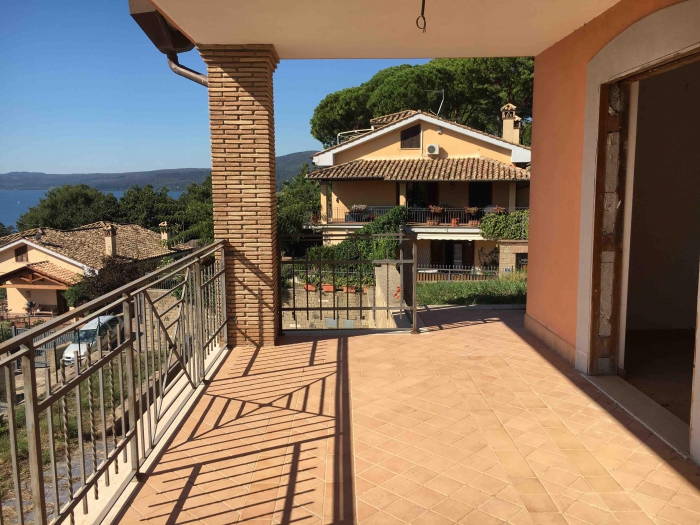 Foto 3 Villa in Vendita in Vigna Rosa - Trevignano Romano (RM)