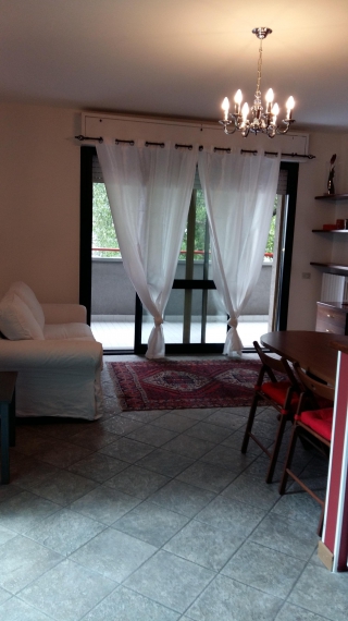 Foto principale Appartamento in Vendita in Via Borsi 11 - Saronno (VA)