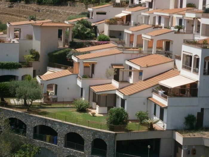 Foto Appartamento in Vendita in Str. Valdirodi, 28, 18014 Ospedaletti IM, Italia - Ospedaletti (IM)