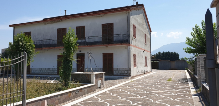 Foto 5 Casa indipendente in Vendita in Via Amorosi Snc - San Salvatore Telesino (BN)