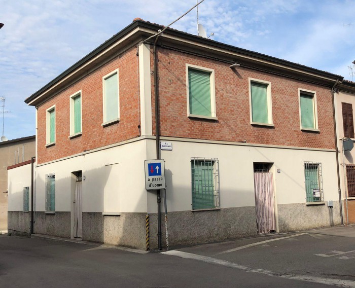 Foto Casa indipendente in Vendita in VIA BERTI - Bagnacavallo (RA)