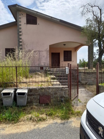 Foto Casa indipendente in Vendita in LOC. SUDANO - Vignanello (VT)