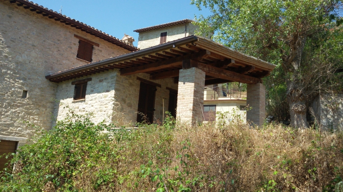 Foto 2 Casa indipendente in Vendita in Via Cupacci - Foligno (PG)