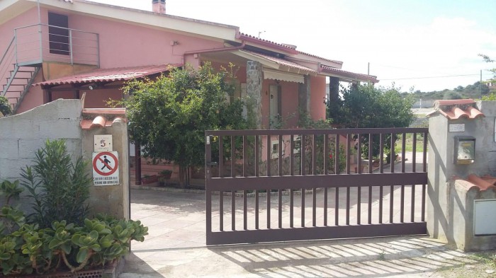 Foto 2 Casa indipendente in Vendita in Località  Is Faddas  - Sant'Anna Arresi (SU)