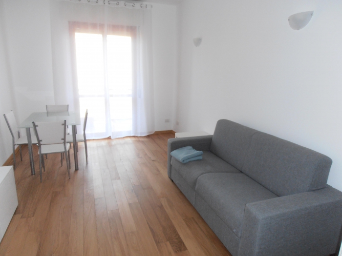 Foto Appartamento in Affitto in Via Bice Cremagnani 1 - Vimercate (MB)
