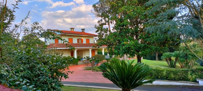 Foto principale Villa in Vendita in Via Clara Francia Chauvet, 37 - Roma (RM)