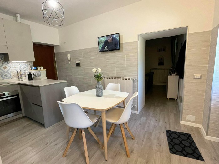 Foto Appartamento in Vendita in Via Borgo San Bernardo 11 - Brugnato (SP)