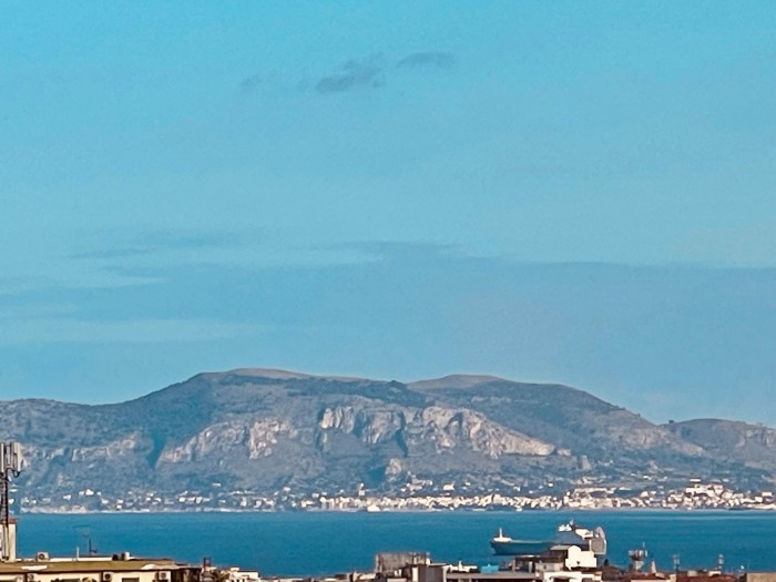 Foto principale Appartamento in Vendita in Via Rinaldo Montuoro 5 - Palermo (PA)