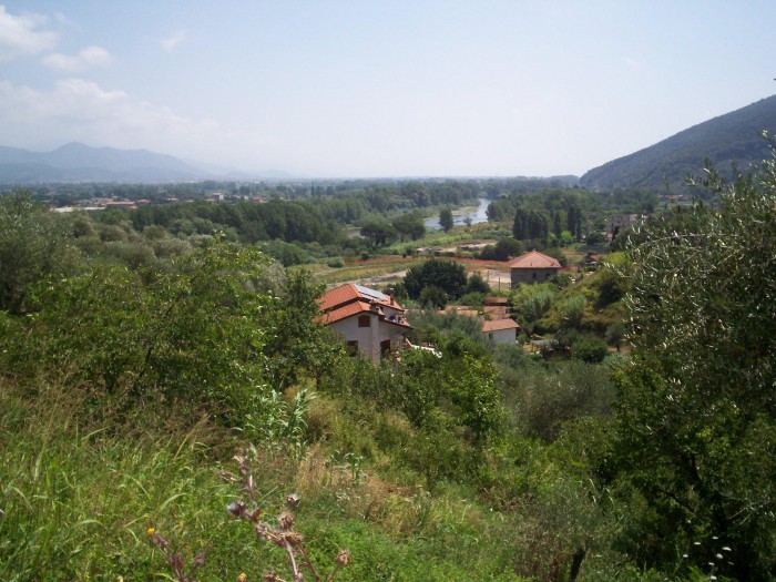 Foto Terreno in Affitto in Romito Magra Via Provinciale 16 - Arcola (SP)