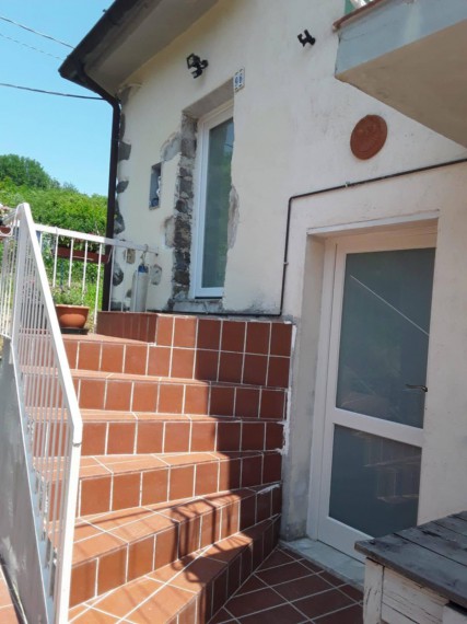 Foto Villa in Affitto in Via Tresana Paese Snc - Tresana (MS)