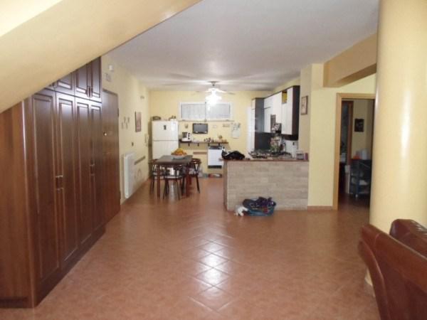 Foto 2 Appartamento in Vendita in Via Antonio Niccolini 28 - Caserta (CE)