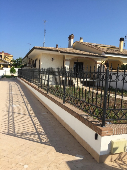 Foto Villa in Vendita in Via Sassari 46 - Ardea (RM)