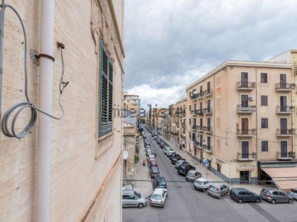 Foto 5 Appartamento in Vendita in Filippo Corazza  - Palermo (PA)