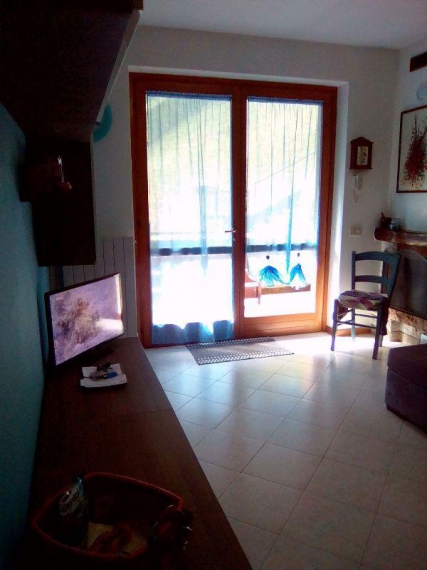 Foto 3 Appartamento in Vendita in Via Giovanni XxIII - Oneta (BG)