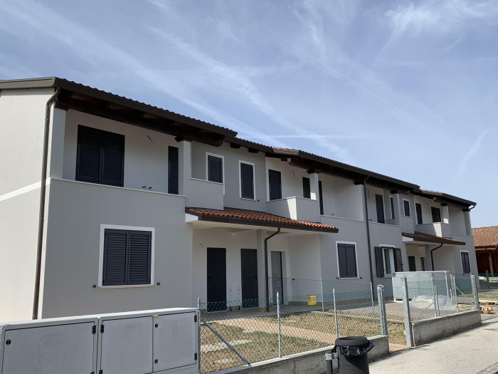 Foto principale Casa indipendente in Vendita in Via Pietro Baiardo  - Ravenna (RA)