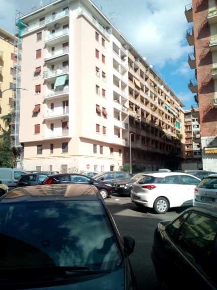 Foto principale Appartamento in Vendita in Via Valfurva 9 - Roma (RM)