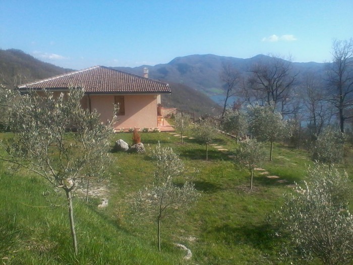 Foto 2 Villa in Vendita in Località Valleverde - Ascrea (RI)