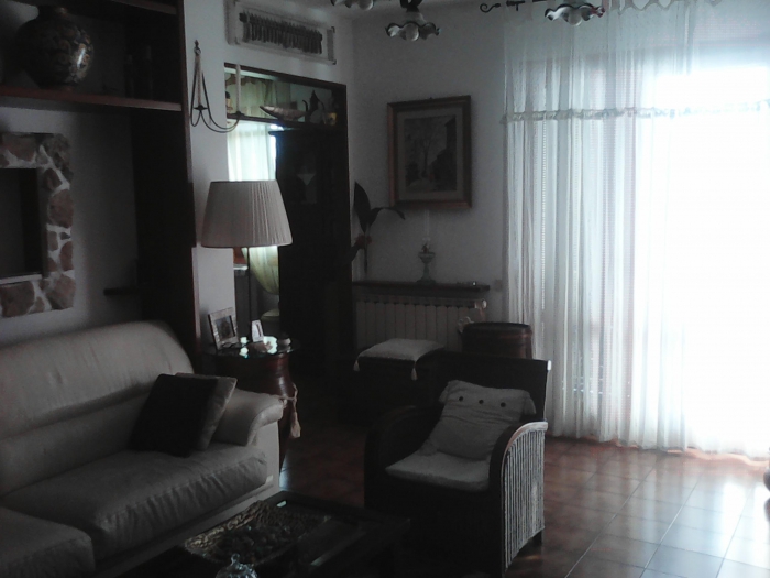 Foto 5 Appartamento in Vendita in Via Ballerini - Calenzano (FI)