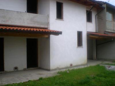 Foto principale Casa indipendente in Vendita in Via Cairoli 68 - Dorno (PV)