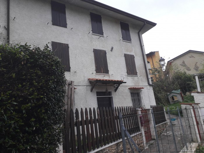 Foto Casa indipendente in Affitto in Giustagnana, Via Lorenzoni 38E - Seravezza (LU)