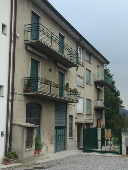 Foto Appartamento in Vendita in Via Degli Arconi, 60 - Cantù (CO)