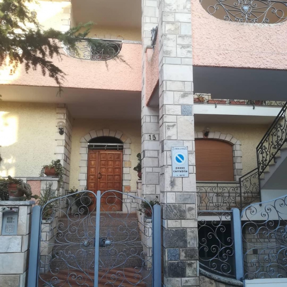 Foto 2 Casa indipendente in Vendita in Via Salvo D'acquisto 15  - Sternatia (LE)