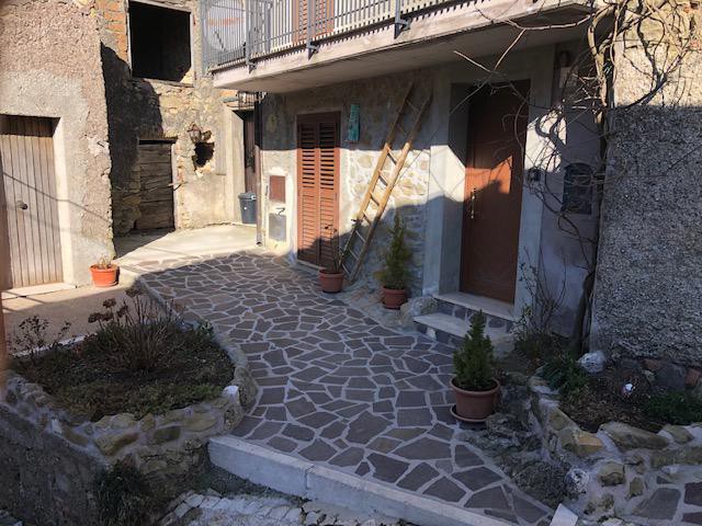 Foto 3 Appartamento in Vendita in Via Umberto I, 10 - Collegiove (RI)