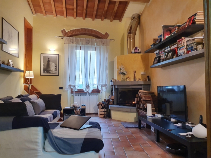 Foto Appartamento in Vendita in Via Del Castello - Calenzano (FI)
