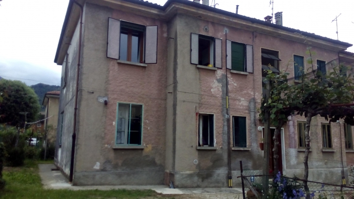 Foto Appartamento in Vendita in Via Salvatore Damaggio - Schio (VI)